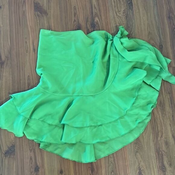 Avocado Green ruffled swimsuit wrap sarong size small - Picture 1 of 4